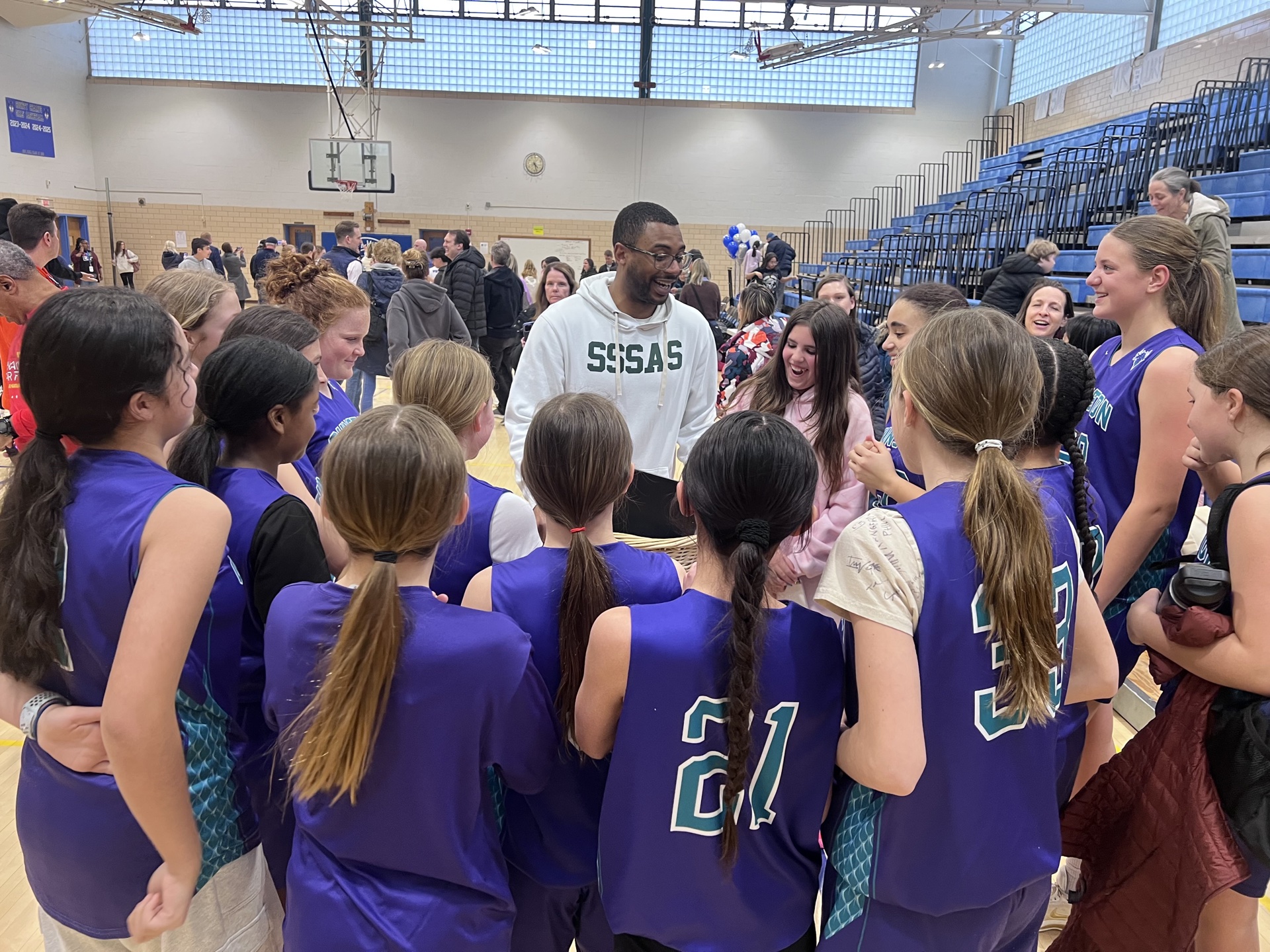 Gunston Middle School girls basketball